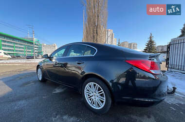 Лифтбек Opel Insignia 2009 в Киеве