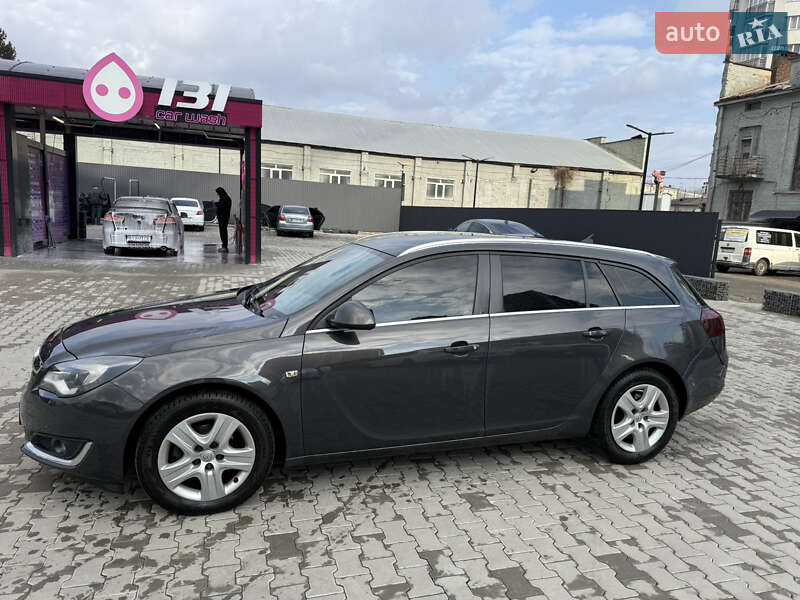 Універсал Opel Insignia 2015 в Львові