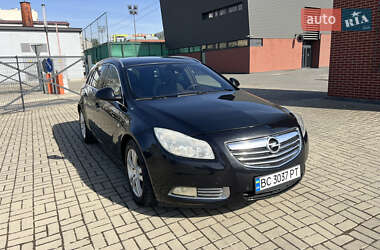 Универсал Opel Insignia 2010 в Львове