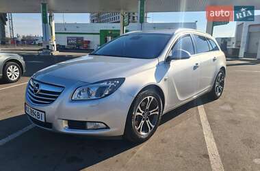 Універсал Opel Insignia 2011 в Києві