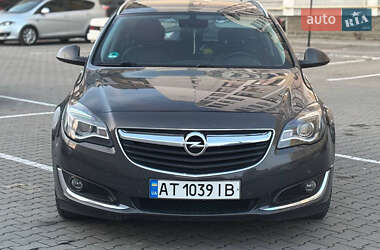 Універсал Opel Insignia 2015 в Івано-Франківську