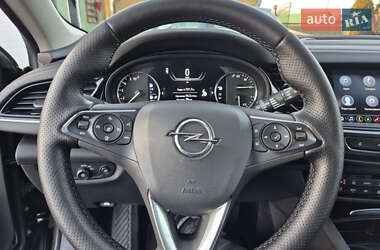 Универсал Opel Insignia 2019 в 