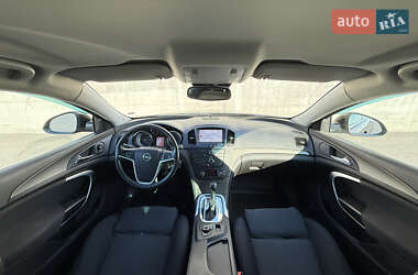 Универсал Opel Insignia 2013 в 