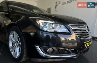 Универсал Opel Insignia 2014 в 