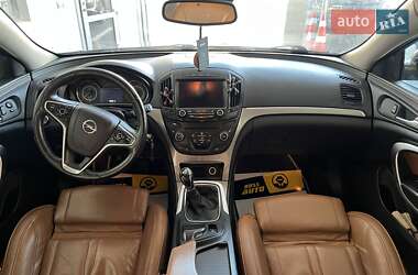 Универсал Opel Insignia 2014 в 