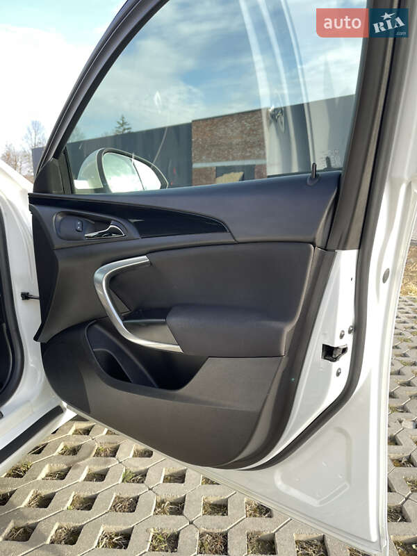 Універсал Opel Insignia 2014 в Хмельницькому фото 24 Універсал Opel Insignia 2014 в Хмельницькому