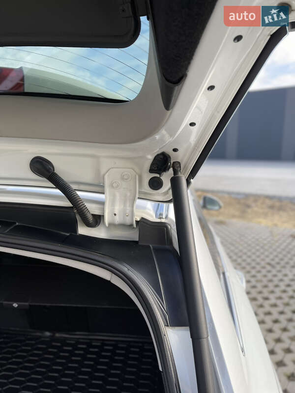 Універсал Opel Insignia 2014 в Хмельницькому фото 35 Універсал Opel Insignia 2014 в Хмельницькому