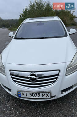 Универсал Opel Insignia 2011 в 