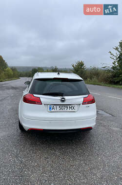 Универсал Opel Insignia 2011 в 