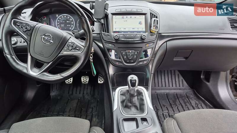 Универсал Opel Insignia 2015 в Чернигове