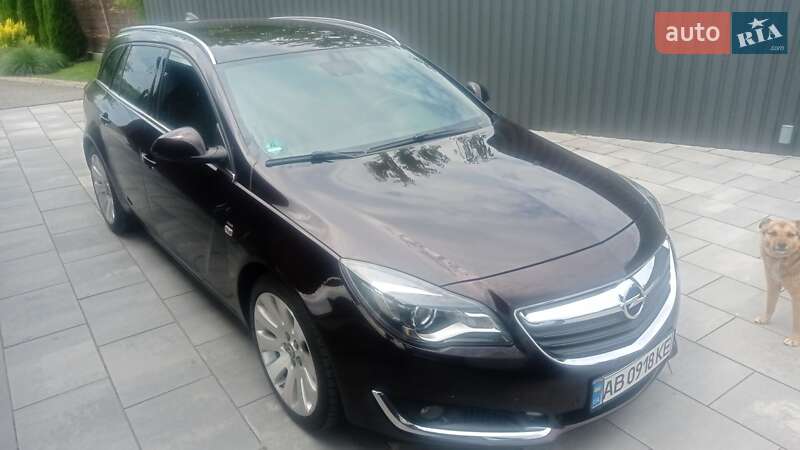 Универсал Opel Insignia 2015 в Чернигове
