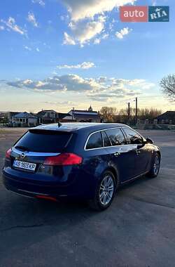 Универсал Opel Insignia 2009 в 