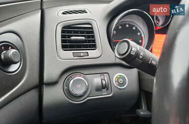 Седан Opel Insignia 2011 в Рівному