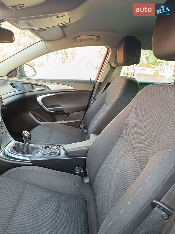 Универсал Opel Insignia 2014 в Львове