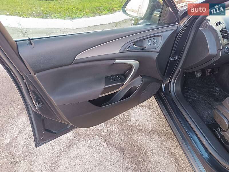 Универсал Opel Insignia 2014 в Львове