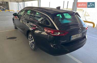 Универсал Opel Insignia 2018 в 