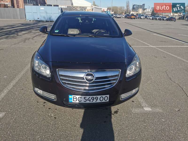 Opel Insignia 2012