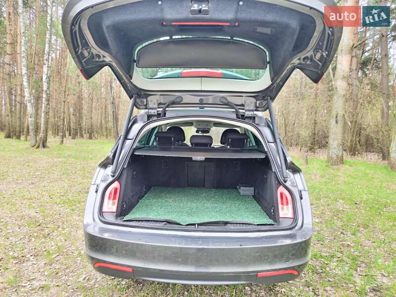 Универсал Opel Insignia 2011 в Черняхове