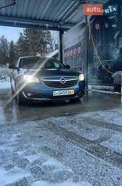 Седан Opel Insignia 2015 в 