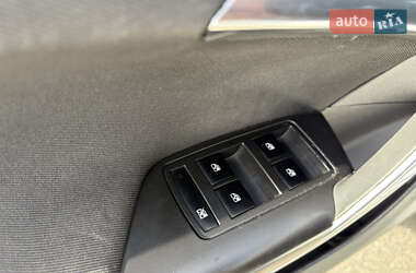 Универсал Opel Insignia 2011 в 