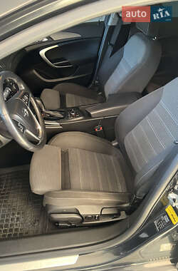 Универсал Opel Insignia 2011 в 