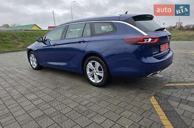 Универсал Opel Insignia 2020 в 