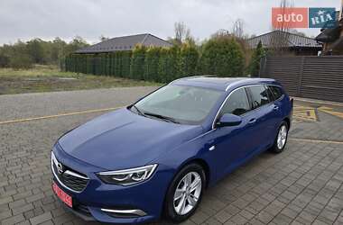 Универсал Opel Insignia 2020 в 