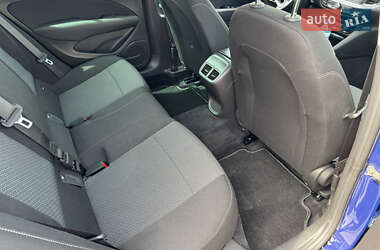 Универсал Opel Insignia 2017 в 