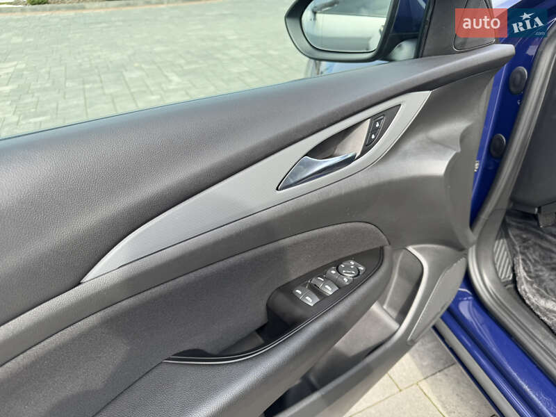 Універсал Opel Insignia 2017 в Хусті