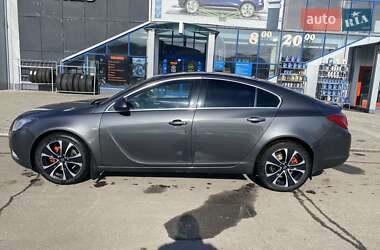 Седан Opel Insignia 2009 в 