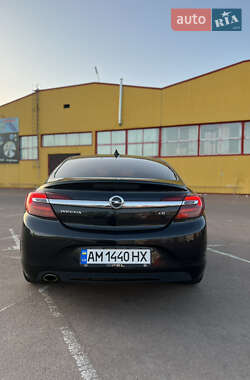 Лифтбек Opel Insignia 2015 в 