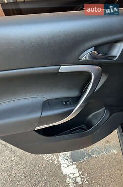 Лифтбек Opel Insignia 2015 в 