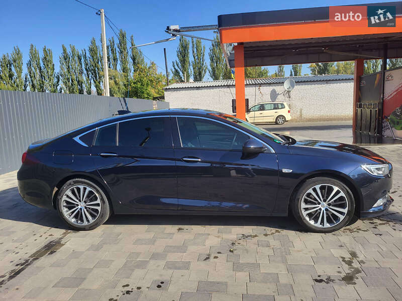 Лифтбек Opel Insignia 2018 в Павлограде