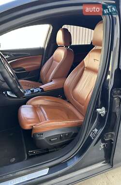 Лифтбек Opel Insignia 2010 в 