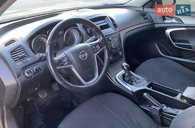 Седан Opel Insignia 2009 в 