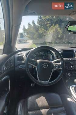 Универсал Opel Insignia 2011 в 
