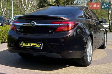 Ліфтбек Opel Insignia 2014 в 