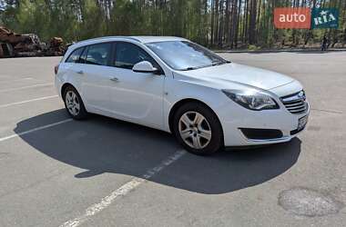 Универсал Opel Insignia 2014 в 