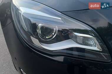 Универсал Opel Insignia 2014 в 