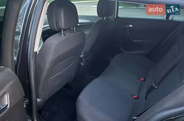 Универсал Opel Insignia 2014 в 