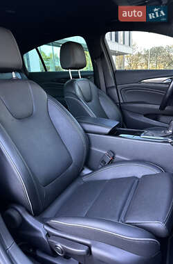 Лифтбек Opel Insignia 2018 в 