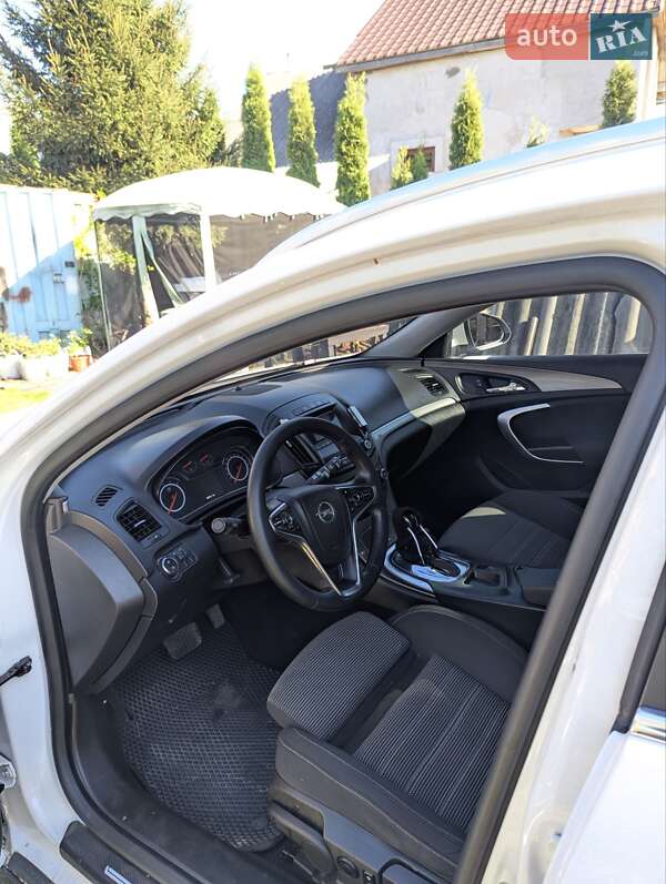 Універсал Opel Insignia 2015 в Луцьку