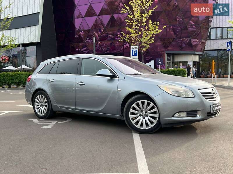 Opel Insignia 2011