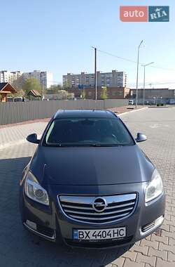 Универсал Opel Insignia 2009 в 