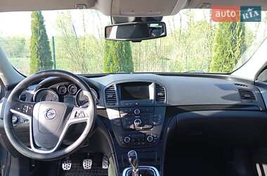 Универсал Opel Insignia 2009 в 