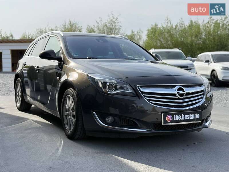 Универсал Opel Insignia 2014 в Ровно