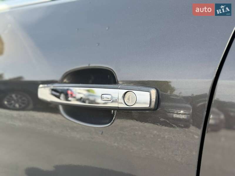 Универсал Opel Insignia 2014 в Ровно