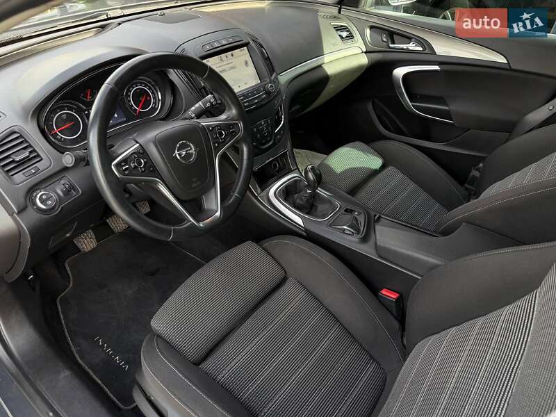 Универсал Opel Insignia 2014 в Ровно