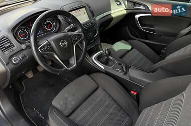 Универсал Opel Insignia 2014 в 