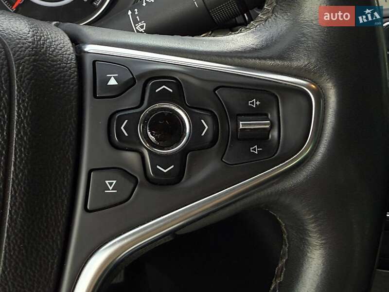 Универсал Opel Insignia 2014 в Ровно